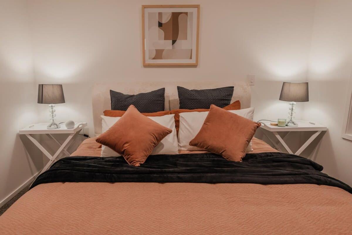 Casino Luxury Suite City Centre - Sleeps 5 Christchurch Extérieur photo