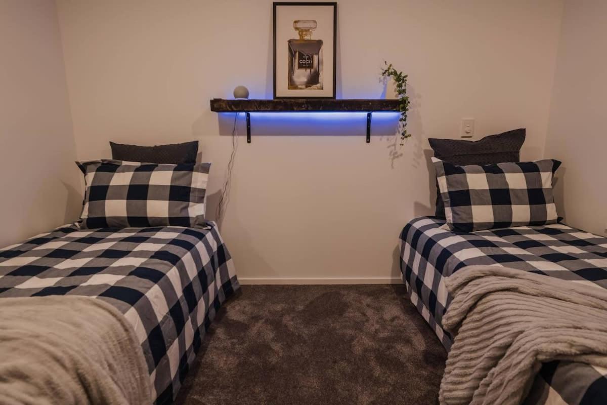 Casino Luxury Suite City Centre - Sleeps 5 Christchurch Extérieur photo